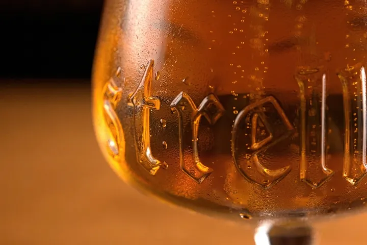 Belsiana Glass